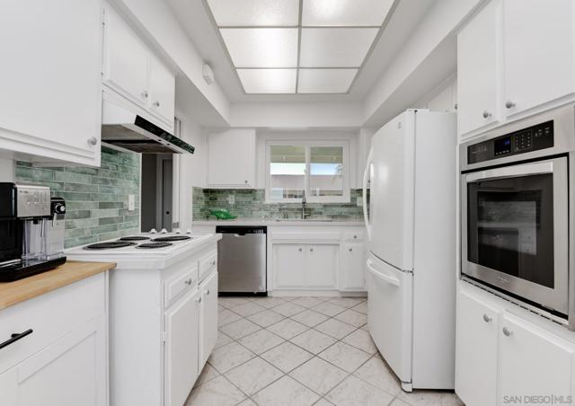 MLS #250038178SD image #15