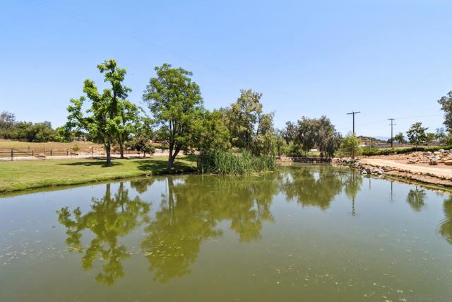 28890 Lilac Rd, Valley Center CA: https://media.crmls.org/mediaz/535cdcb5-5ca6-46f6-b103-e37ed2889df2.jpg