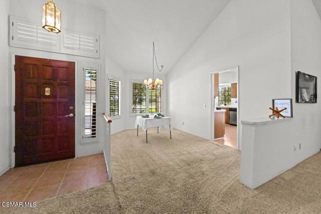 234 Country Club Drive, Simi Valley CA: https://media.crmls.org/mediaz/535d5418-ab9e-4f79-bee4-222464fd9cd9.jpg