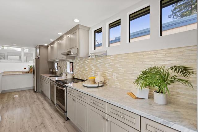 639 Middlefield Road, Palo Alto CA: https://media.crmls.org/mediaz/535d9d33-01af-4547-9bd8-5e59df46460b.jpg