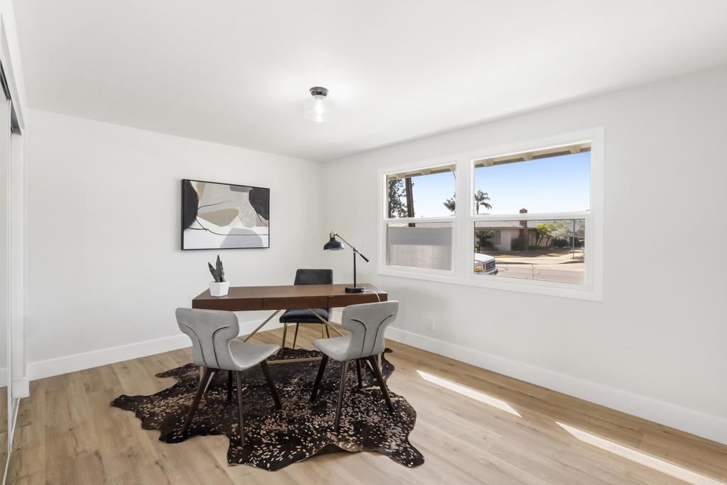 2333 Mission Avenue - photo 20