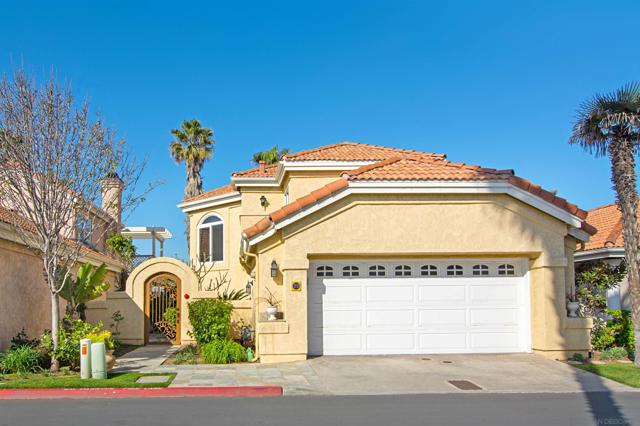 20 S Cays Ct, Coronado CA: https://media.crmls.org/mediaz/535e3503-f568-4287-a1e6-487387cdf98c.jpg