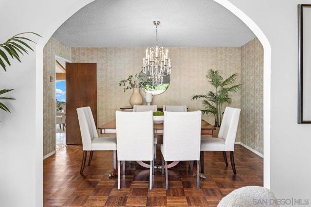 5504 Rutgers Road, La Jolla CA: https://media.crmls.org/mediaz/535e4e42-436e-464f-a419-7925a76ee7ba.jpg