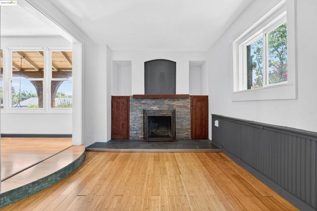 41 Corte Dorado Ct., Benicia CA: https://media.crmls.org/mediaz/535f6cc5-1a7e-4366-ae21-5e5587d6d993.jpg