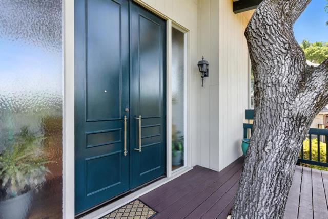 2935 Sherwood Drive, San Carlos CA: https://media.crmls.org/mediaz/535fb49f-f066-46d8-9704-486b9eddf9c2.jpg