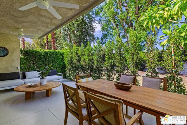 2264 Oakcrest Drive, Palm Springs, CA 92264