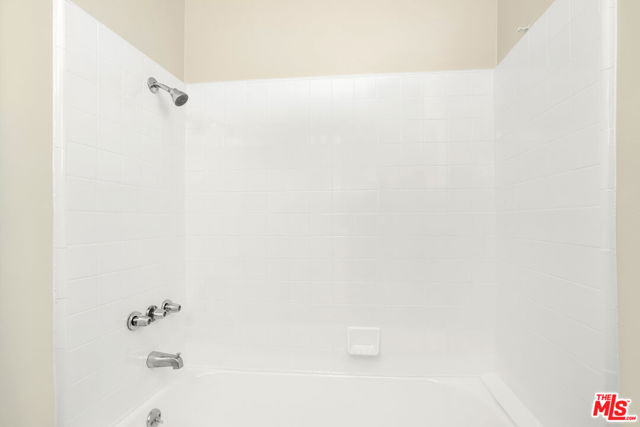 14805 Erwin Street, Van Nuys CA: https://media.crmls.org/mediaz/53608021-f648-4d43-b24c-49e8eb7b33b8.jpg