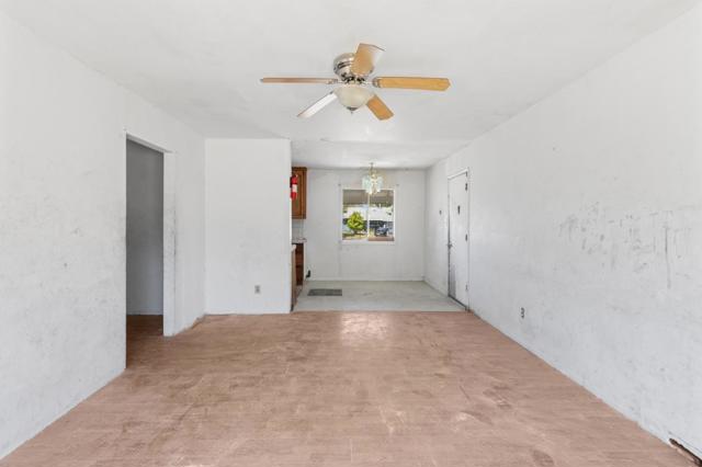 7541 19th Street, Sacramento CA: https://media.crmls.org/mediaz/536136f2-ea2b-44db-8fb7-816a737d3c7c.jpg
