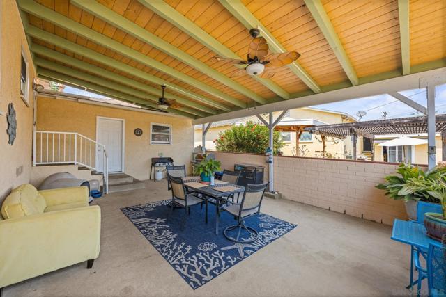 3015 Olive St., Lemon Grove CA: https://media.crmls.org/mediaz/5361d39f-e8be-46c2-a7af-281c9604b277.jpg