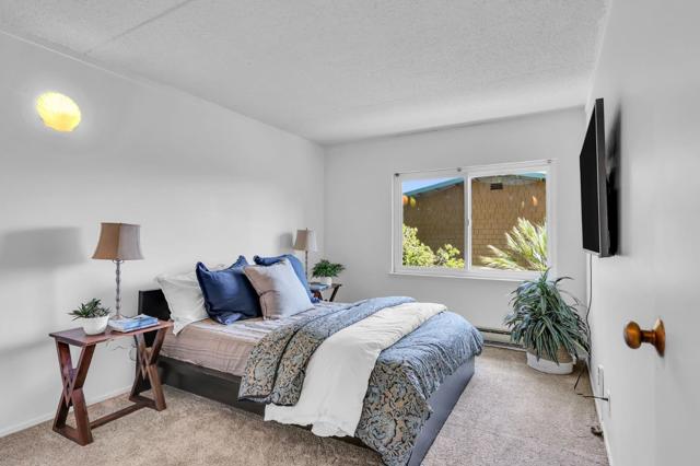 180 Dakota Avenue, Santa Cruz CA: https://media.crmls.org/mediaz/536211ab-b6e9-4eee-81df-7008ca9dcd79.jpg