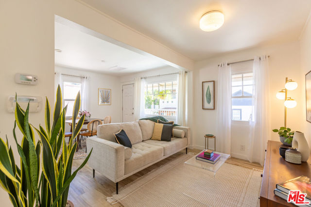 1519 Morton Terrace, Los Angeles CA: https://media.crmls.org/mediaz/53633a26-66ab-4c50-84c9-3891ac1636dd.jpg