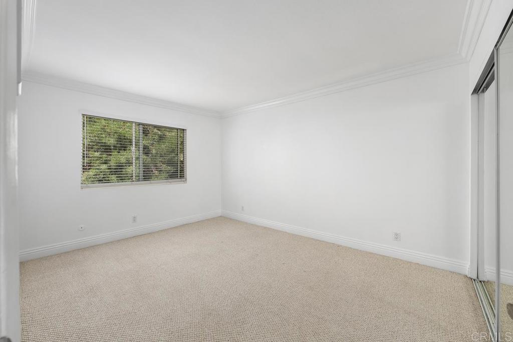 2850 Reynard Way - photo 20