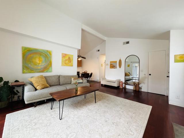 Detail Gallery Image 1 of 1 For 3433 Orchard Way, Oceanside,  CA 92058 - 2 Beds | 2 Baths