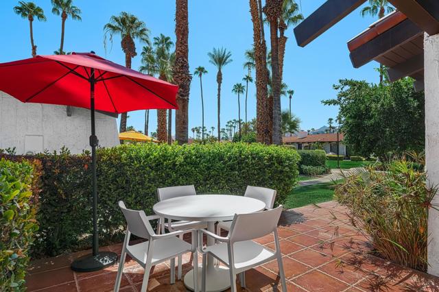 1344 Verano Drive, Palm Springs CA: https://media.crmls.org/mediaz/5364a357-0ed1-418e-a828-da8d4843f9e2.jpg
