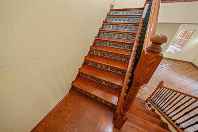 32991 Adelante St, Temecula CA: https://media.crmls.org/mediaz/53650b06-6998-4bf9-a05a-323a789571a5.jpg