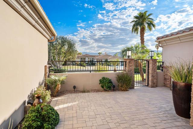 22 Calle La Reina, Rancho Mirage, CA 92270