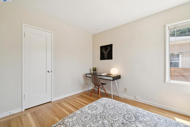 2200 Peach St, Pinole CA: https://media.crmls.org/mediaz/53659547-e1d1-433c-94d2-8919577faa09.jpg