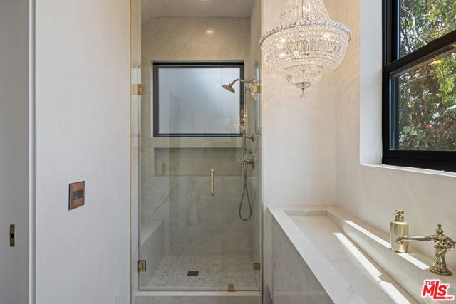 15 Reef Street, Marina del Rey CA: https://media.crmls.org/mediaz/53661070-bbb9-4c18-b461-4874d4136295.jpg