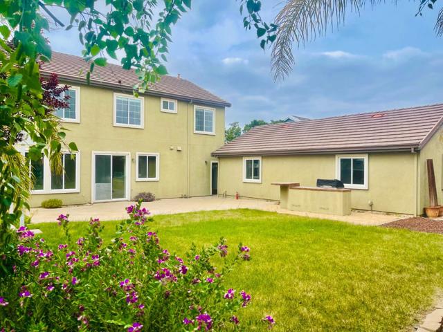 2958 Bresso Drive, Livermore CA: https://media.crmls.org/mediaz/536627aa-4449-4c54-80df-119570a36ff5.jpg
