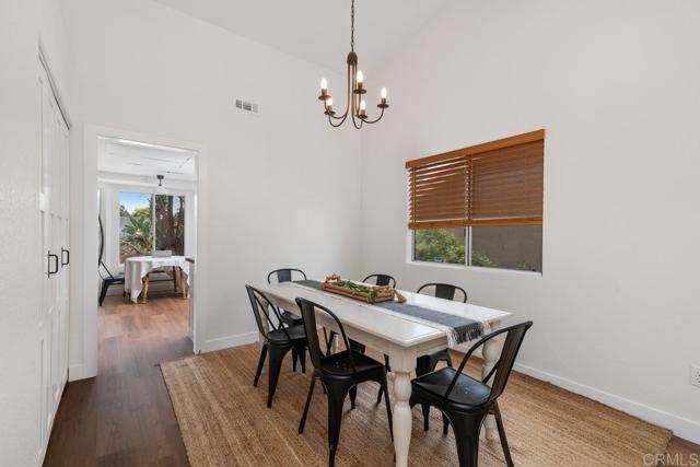 2663 Sutter St, Carlsbad CA: https://media.crmls.org/mediaz/5366a835-8810-4c48-860f-2e6fb5a10aec.jpg