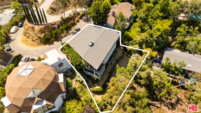 3162 Durand Drive, Los Angeles CA: https://media.crmls.org/mediaz/5366b6c7-4781-424e-a9ca-93bda9d2dab3.jpg