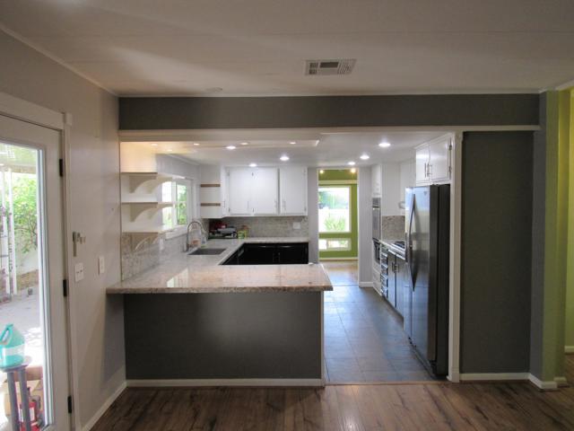 191 Figuaro Drive, Palm Springs CA: https://media.crmls.org/mediaz/5366b92d-e8b5-427c-a4bf-85e01addbbfd.jpg