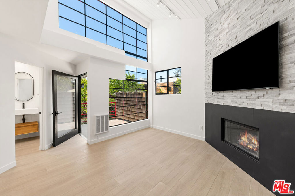 29233 Heathercliff Road #4