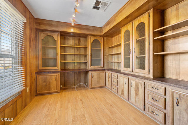 232 Talud Terrace Terrace, Camarillo CA: https://media.crmls.org/mediaz/536954b7-b636-44f6-ac61-405cc27ac0a1.jpg