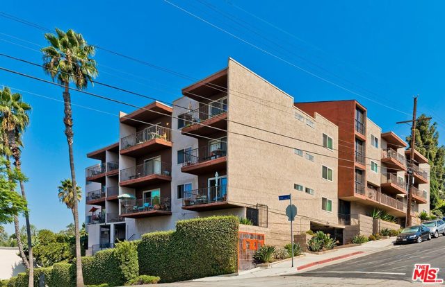 1707 Micheltorena St #208, Los Angeles, CA 90026