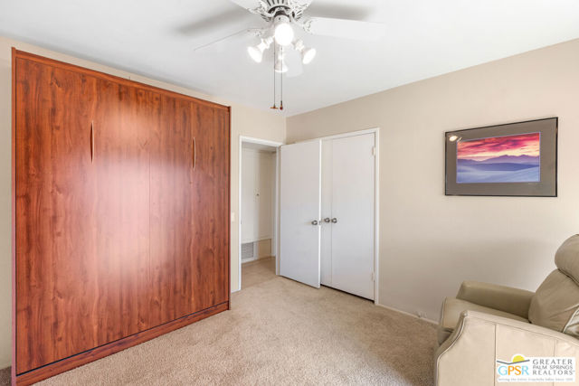 2033 E Ramon Road, Palm Springs CA: https://media.crmls.org/mediaz/536a0eb7-e046-4976-936c-7bb64953fce8.jpg