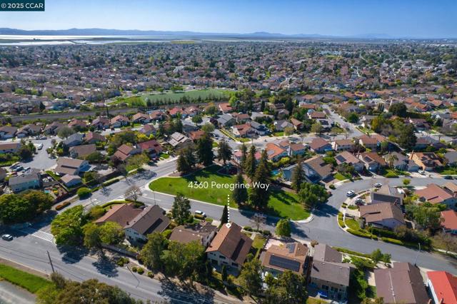 4360 Peregrine Way, Fremont CA: https://media.crmls.org/mediaz/536a69f3-3400-434a-b915-4f7653a769c8.jpg