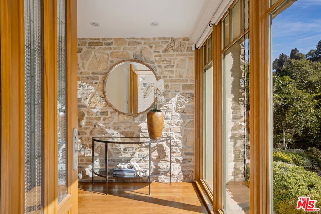 MLS #26853331 image #3