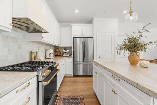 Detail Gallery Image 22 of 69 For 1763 Laurelwood Way, Oceanside,  CA 92057 - 3 Beds | 2/1 Baths