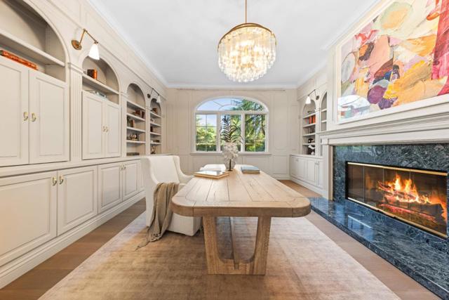 291 Atherton Avenue, Atherton CA: https://media.crmls.org/mediaz/536b290d-a873-486d-b76a-17b524822a57.jpg