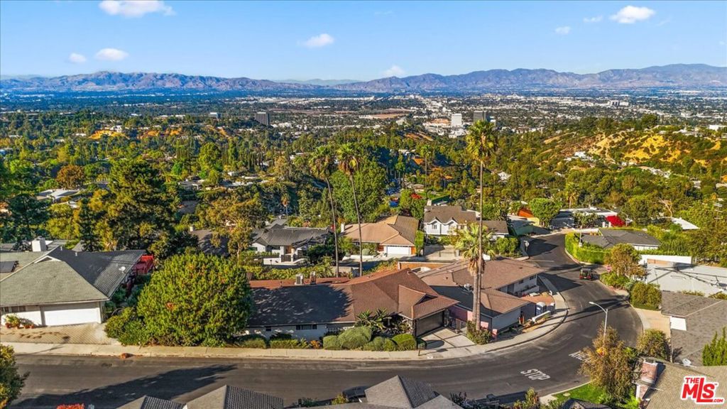 15451 Longbow DriveSherman Oaks img 7