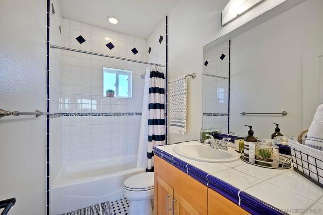 2625 Adams Avenue, San Diego CA: https://media.crmls.org/mediaz/536d7e1b-6b03-4756-a6ad-2083b817a8f8.jpg