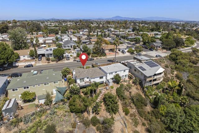 3030 Nile Street, North Park (San Diego) CA: https://media.crmls.org/mediaz/536e04c0-8784-47a2-aa00-9c4a7ac6c718.jpg