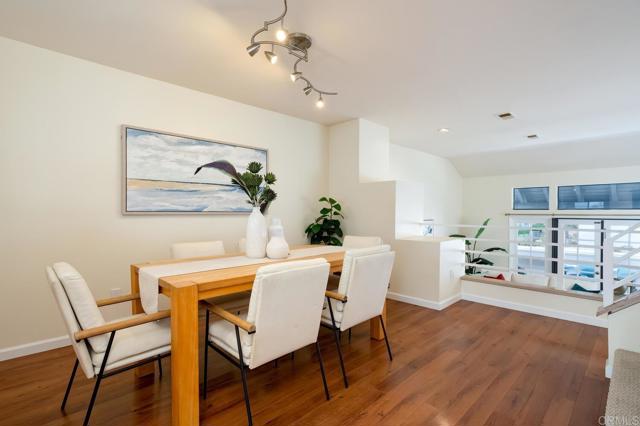 Detail Gallery Image 12 of 29 For 8278 Avenida Navidad #3,  San Diego,  CA 92122 - 2 Beds | 2/1 Baths