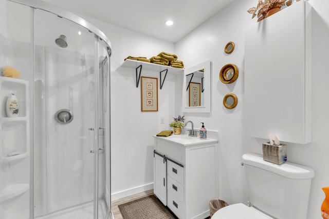 527 Jade Lane, Palm Springs CA: https://media.crmls.org/mediaz/536f788f-a3fb-4df8-90f5-30f79e5d9691.jpg