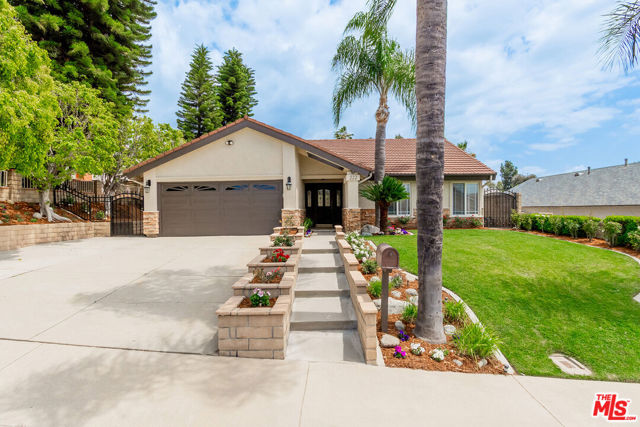 222 Calle Descanso, Walnut CA: https://media.crmls.org/mediaz/536f80bd-11cf-442f-b878-0766668a61f5.jpg