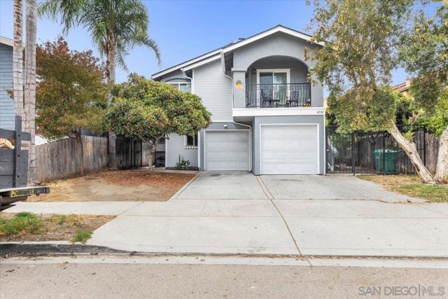 4224 46Th St, San Diego CA: https://media.crmls.org/mediaz/536fb17b-910b-44dc-affa-16d78a3b6852.jpg