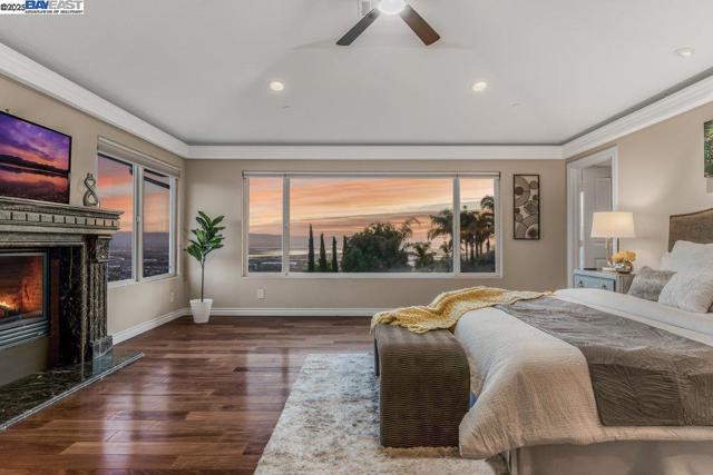 48912 Crown Ridge Cmn, Fremont CA: https://media.crmls.org/mediaz/5370c9b3-2b43-47d8-8634-b762071ab6f5.jpg