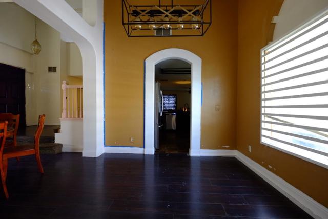 1831 Oakley Court, Stockton CA: https://media.crmls.org/mediaz/537154ba-2553-4301-a9f0-bbf7be05279e.jpg