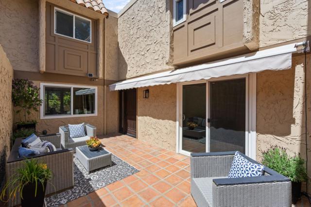 283 Casitas Bulevar, Los Gatos CA: https://media.crmls.org/mediaz/5372570b-4c19-4ec0-aca9-529d464cc58f.jpg