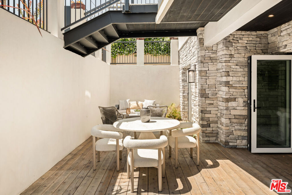 812 Cleveland Street - photo 12