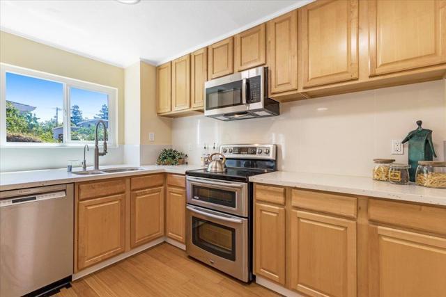 83 Devonshire Avenue, Mountain View CA: https://media.crmls.org/mediaz/5372fd30-80cf-412f-9897-aa8b70a592ca.jpg