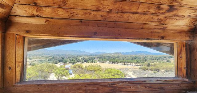 29650 Chihuahua Valley Rd, Warner Springs CA: https://media.crmls.org/mediaz/53745c95-4ce8-42c8-834a-a6b495fef52f.jpg