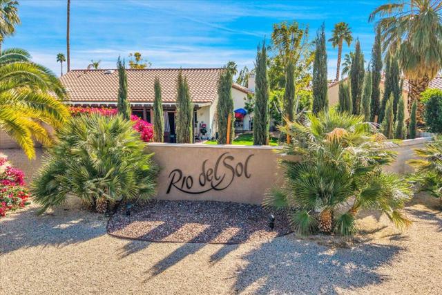 36429 Las Begonias, Cathedral City CA: https://media.crmls.org/mediaz/53747405-6396-4173-ba04-2837f84264fe.jpg
