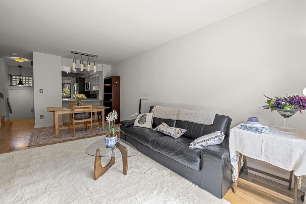 814 America Way - photo 4
