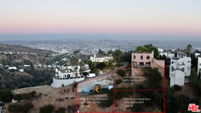 2125 Kew Drive, Los Angeles CA: https://media.crmls.org/mediaz/53752c08-2a30-4f68-baa8-0d529a5a9b0f.jpg